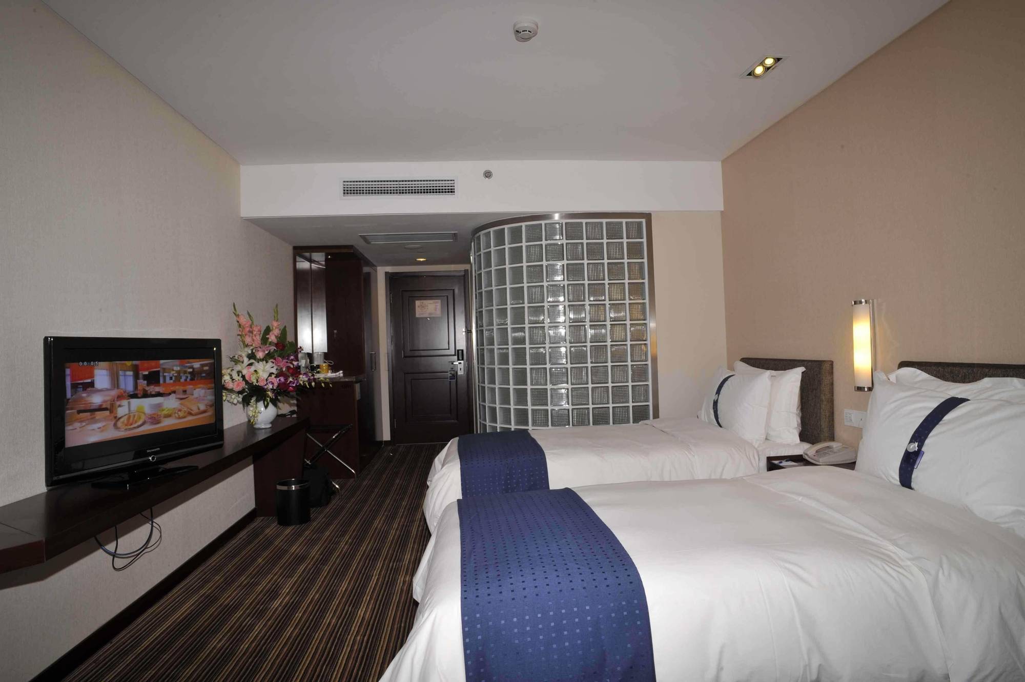 Holiday Inn Express Tianjin City Center Quarto foto