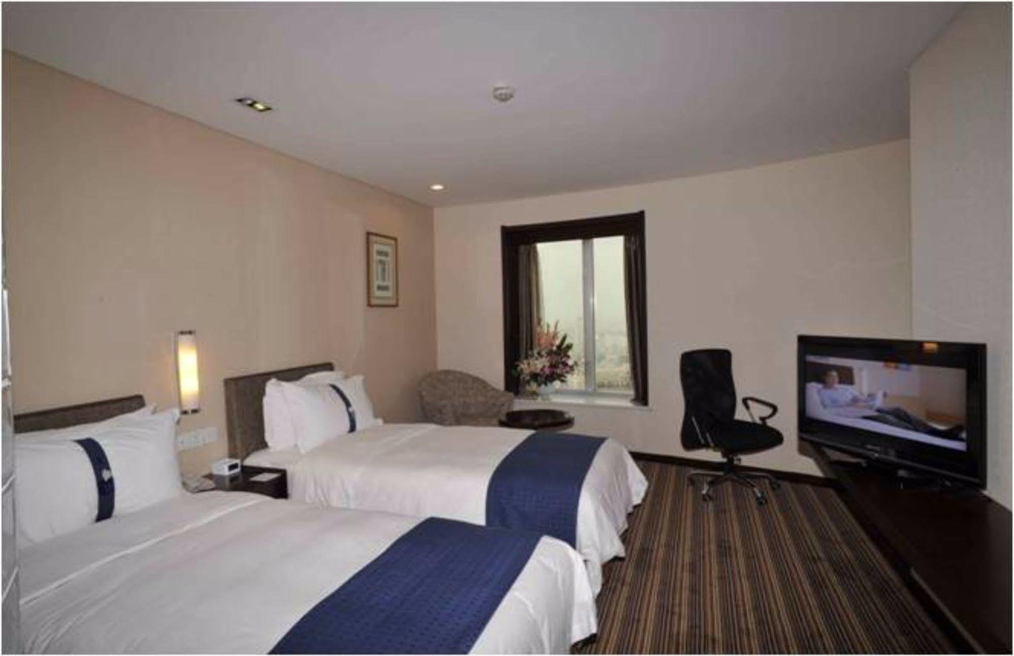 Holiday Inn Express Tianjin City Center Exterior foto